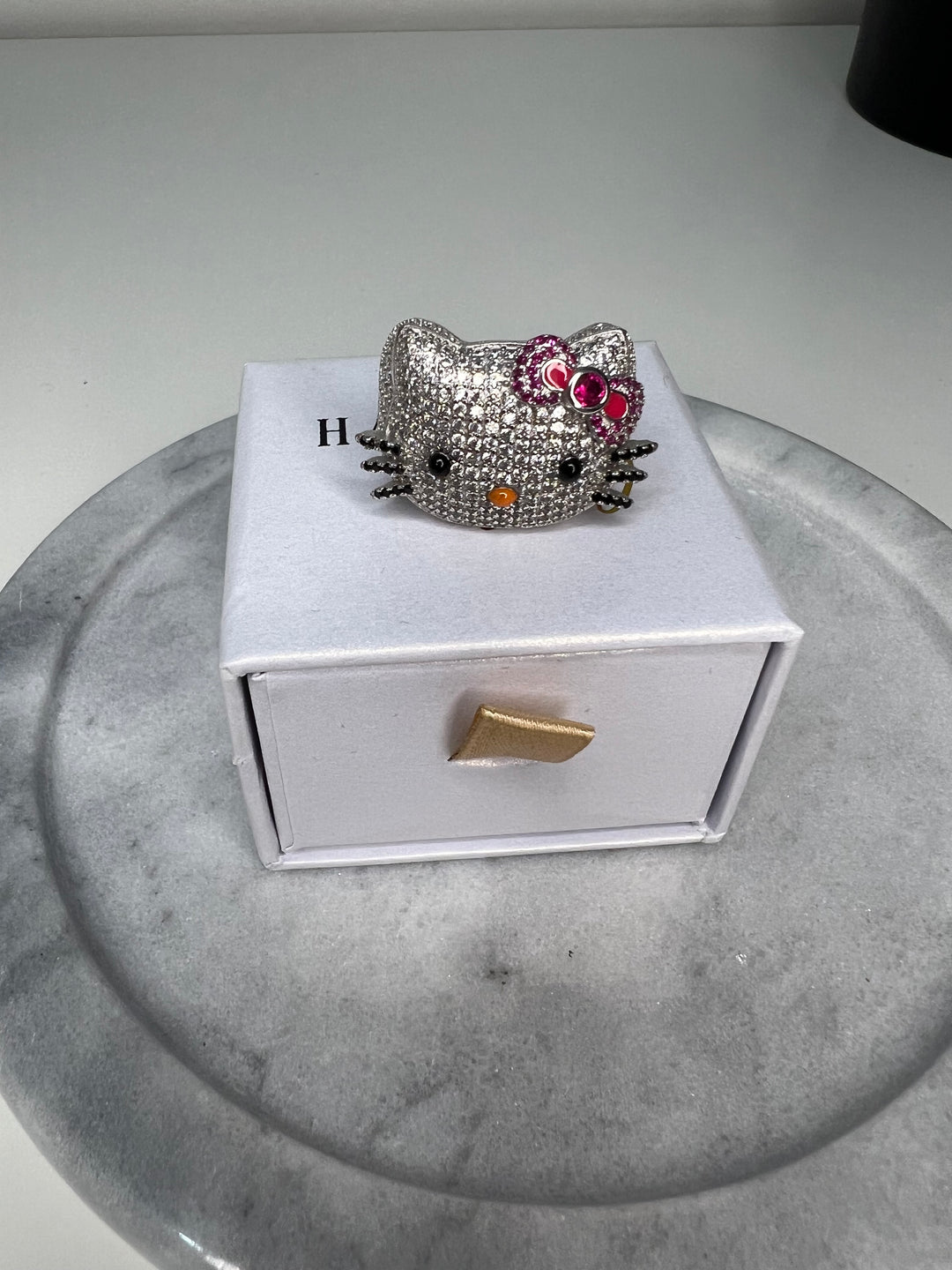Kitty Lover Diamond Ring